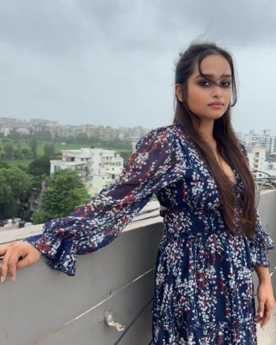 female Call Girls in Dehradun